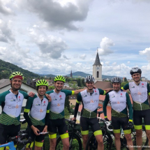 Christopher, Basti, Andi, Fabi, Chrissi, Matteo, Blick auf Freiburg, Juni 2020